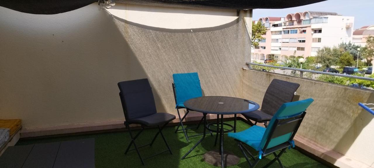 Joli Appartement Avec Grande Et Belle Terrasse, Au Pied De La Plage Du Grazel! Gruissan Exterior photo